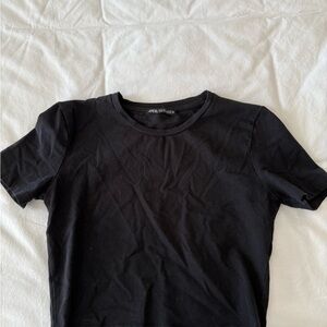 black zara cropped t shirt